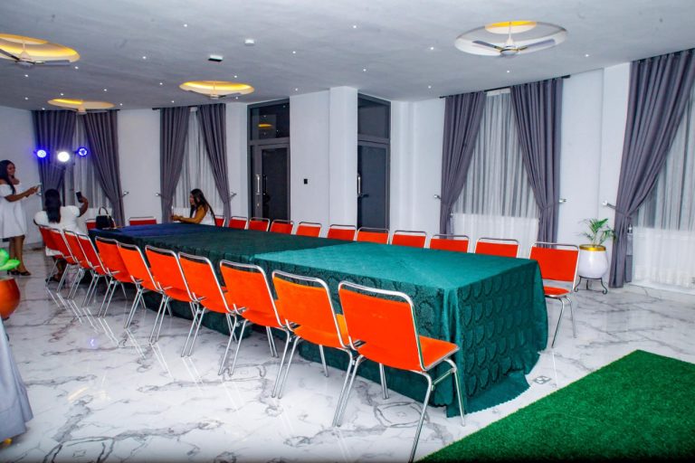Hospitality Tips for Hosting a Seamless Conference